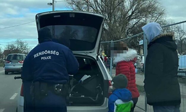Elkeveredett a szülei mellől a vásárban a 4 éves kisfiú, kétségbeesett zokogására az egyik árus figyelt fel