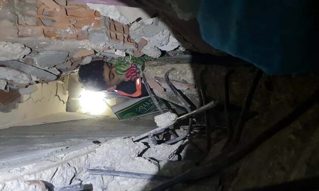 „Vannak csodák” – Életben van a 15 éves Ali, akit a magyar csapat nem tudott megmenteni Törökországban