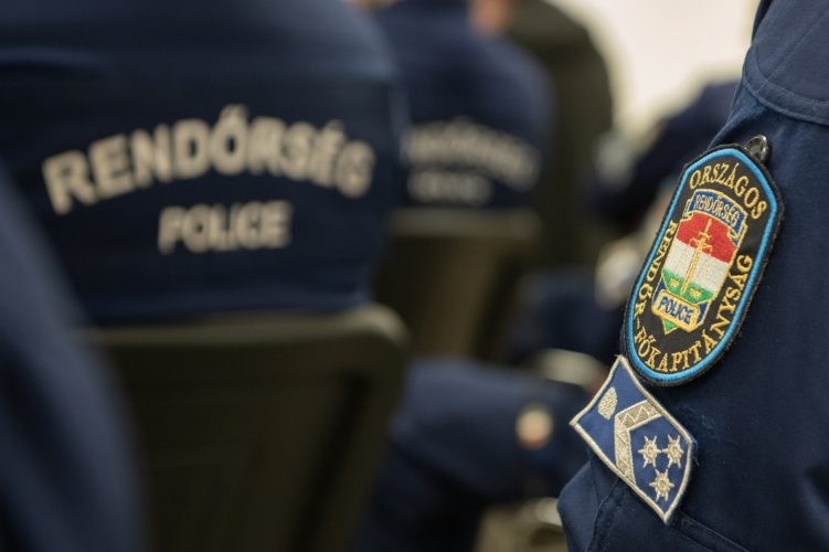 Veszélyben a rendőrök élete: egyik támadás érte a másikat Debrecenben