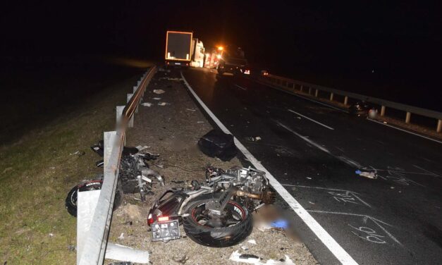 „Határtalan a fájdalmunk” – a kórházból üzent elhunyt barátja családjának a nádasdi motoros tragédia túlélője