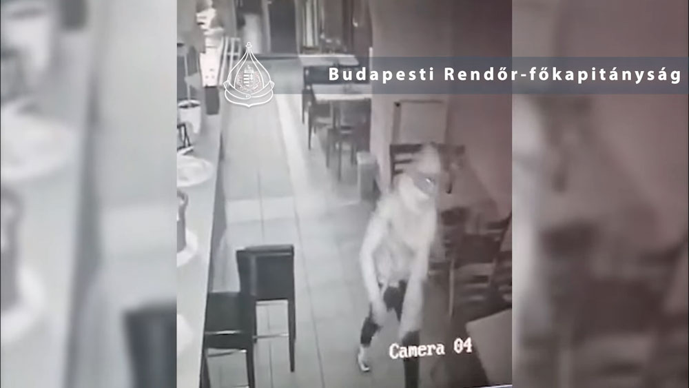 Árpád betört egy fővárosi kapitányság melletti étterembe, csak hogy megmutathassa, nem is olyan kemények az ottani rendőrök