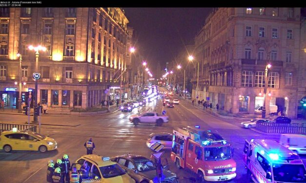 Lelkileg összeomlott a fiatal nő, aki brutális hármas karambolt okozott Budapest belvárosában – fotók a helyszínről