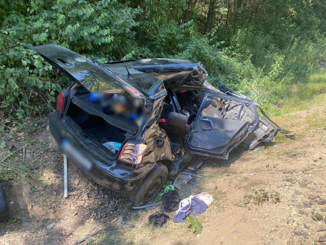 Tragédia Keszthelynél: vonat ele hajtott egy nő az autójával, a balesetben meghalt a 16 éves öccse