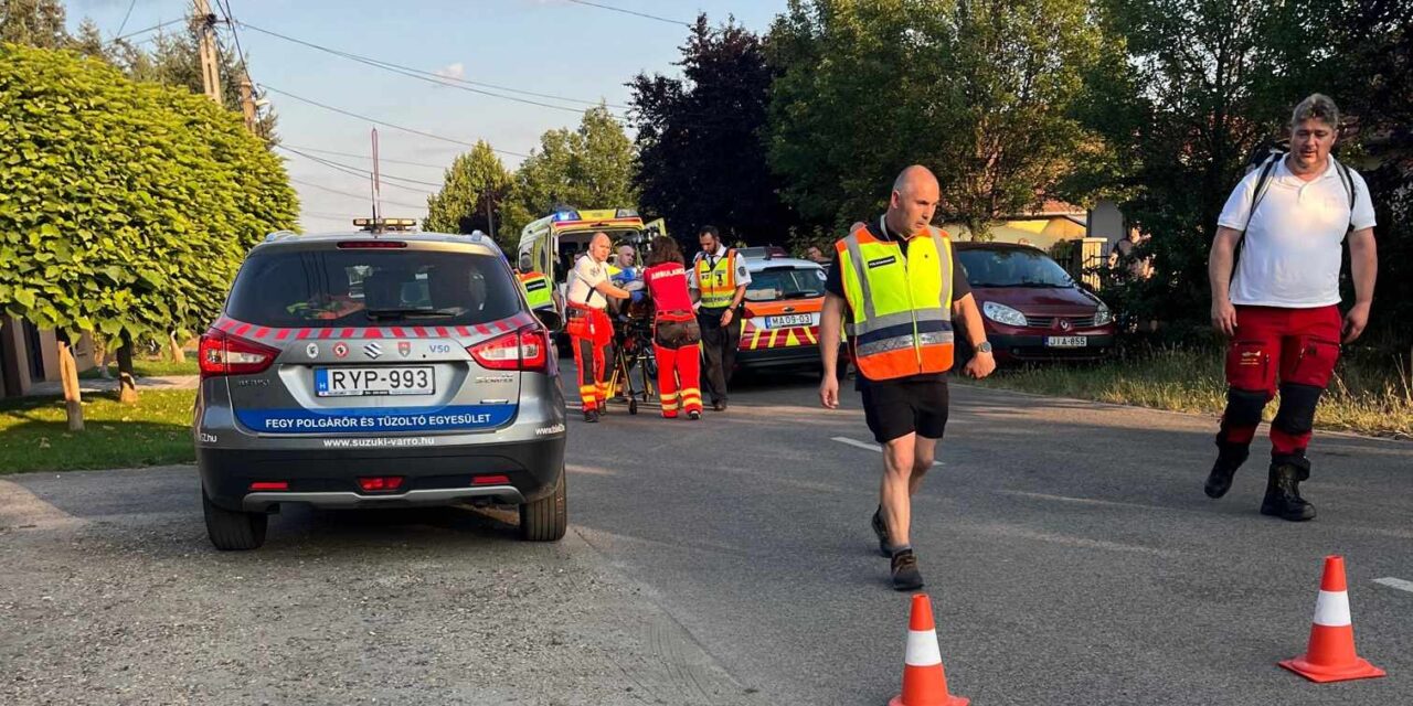 Gyerekek közé hajtott egy nő a dégi iskolánál, állítólag bosszút akart állni a diákokon