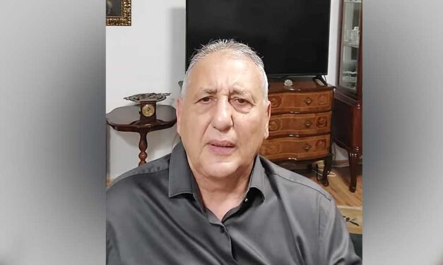 A magyar alvilág hírhedt keresztapja, Tasnádi Péter meghökkentő dolgokat állít a pesti éjszaka legendás királyáról, Ribáry Kamillóról