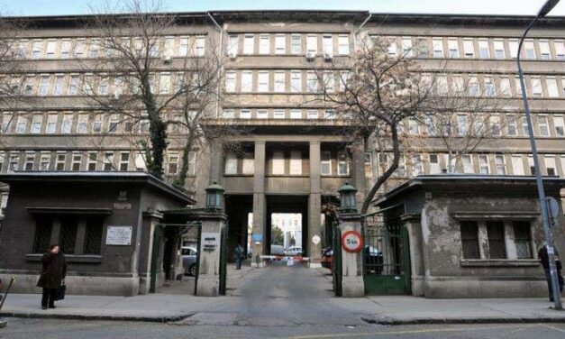 Kirúgták a boncmestert az egyik budapesti kórházból – „méltatlan körülmények között tárolt” holttesteket találtak a patológián