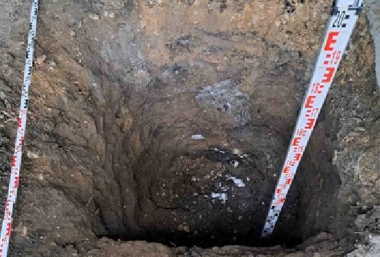 Horror a szalonnasütés után: gödörbe tették a holttestet, majd betont öntöttek rá