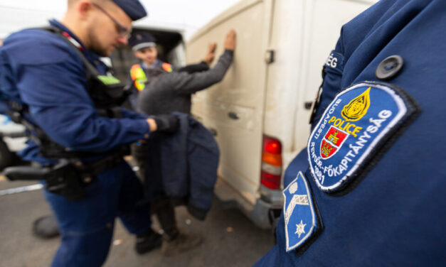 „Lőjétek a rendőröket!” – Parancsot teljesítettek az M5-ösön lövöldöző embercsempészek, ez várhat most rájuk