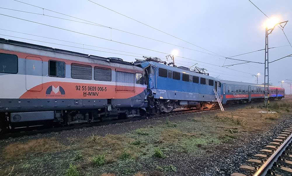 Vonatbaleset Sápnál: összeütközött egy személy- és egy tehervonat, sok a sérült