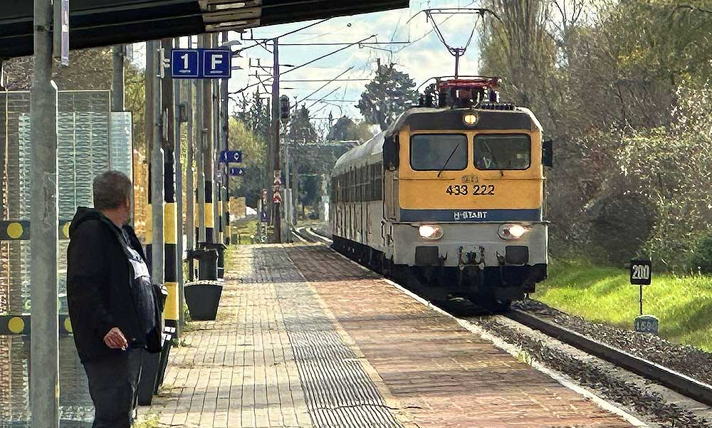 Gázolt a vonat Budapest határában, leállt a közlekedés Pestszentimre és Gyál között