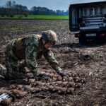 63 aknagránátot találtak egy szántóföldön Komárom-Esztergom megyében