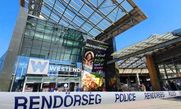 Balhé a budapesti bevásárlóközpontban:  tömegverekedés tört ki a Westend tetőteraszán, 11 embert állítottak elő