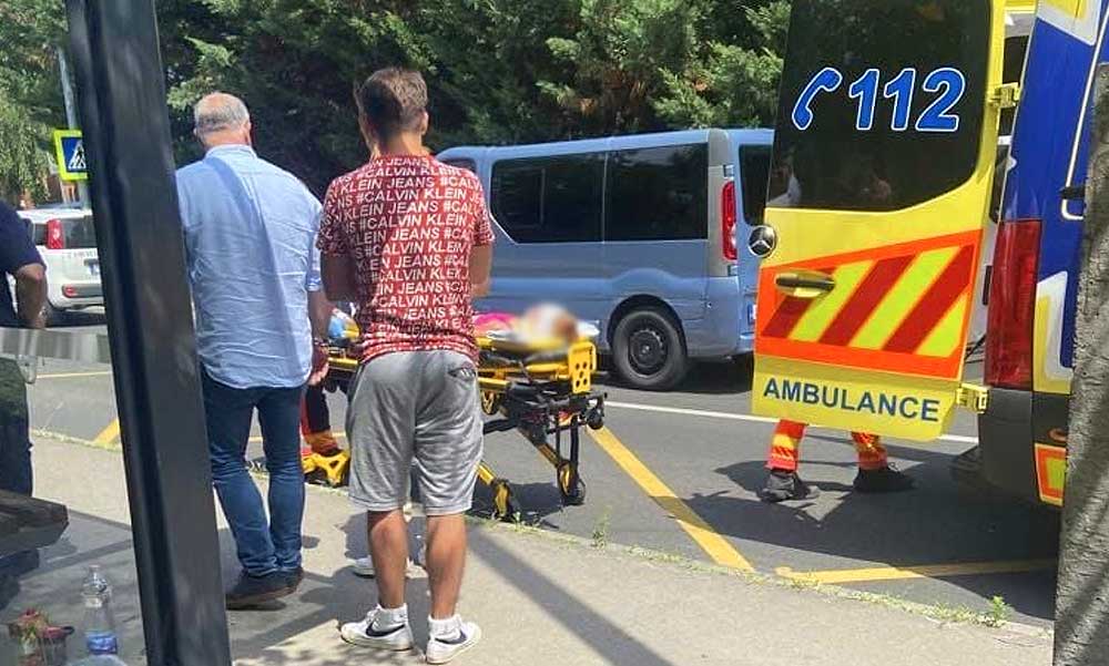 Gázolás Budapesten: a zebrán ütötte el a 18 éves lányt egy idősebb asszony, a szemtanú szerint a mentő 52 perc múlva ért a helyszínre