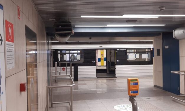 Halálra gázolta a metró a 76 éves nőt Budapesten, az asszony önszántából ugorhatott a szerelvény elé