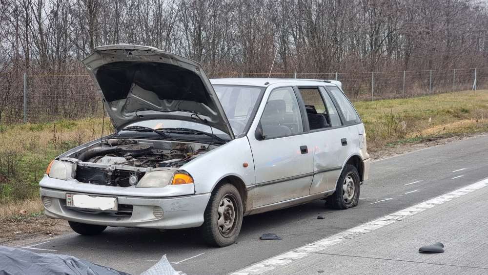 Halálos baleset az M0-ás autóúton: halálra gázolta a nagymamát és unokáját egy teherautó, a sofőr megúszta a börtönt