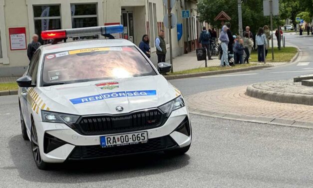 Lövöldözés a budapesti gyorsétterem parkolójában: a rendőrség keresi az egyik elkövetőt