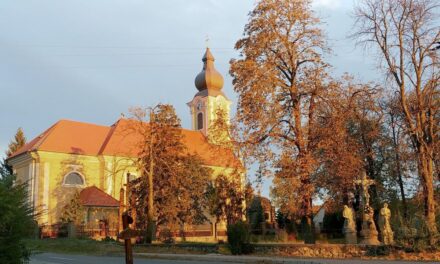 „Régóta hallani lehetett, hogy kedveli a fiatal fiúkat” – mondták a helyiek a bujáki esperesről, aki ellen nemi visszaélés miatt vizsgálatot rendelt el a váci püspök