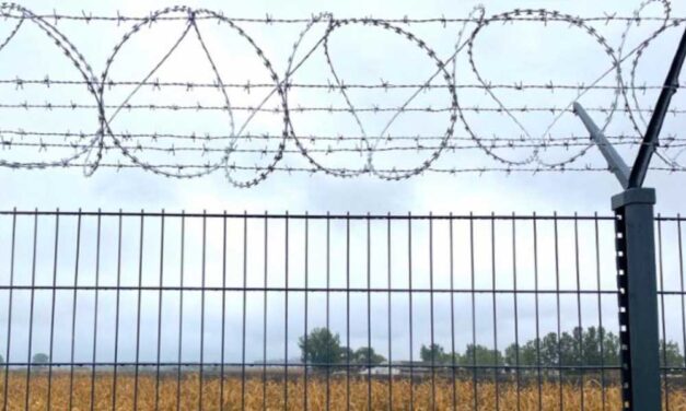 Hogyan befolyásolhatja egy stílusos kerítés az ingatlan értékét?