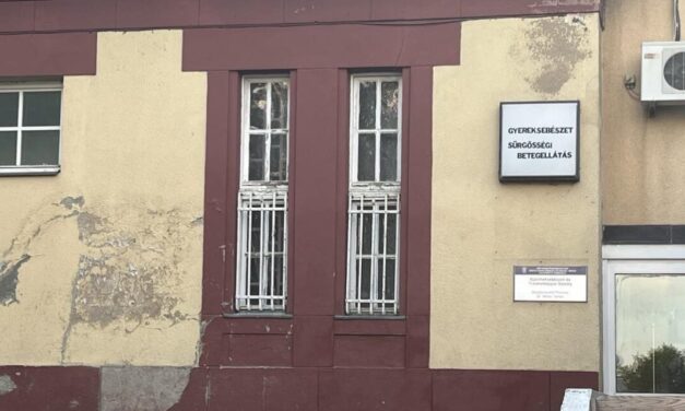 Röntgen nélkül küldték haza a törött lábú kisfiút a budapesti kórházból: az orvos hiába ismerte be a hibát, a rendőrség nem nyomoz