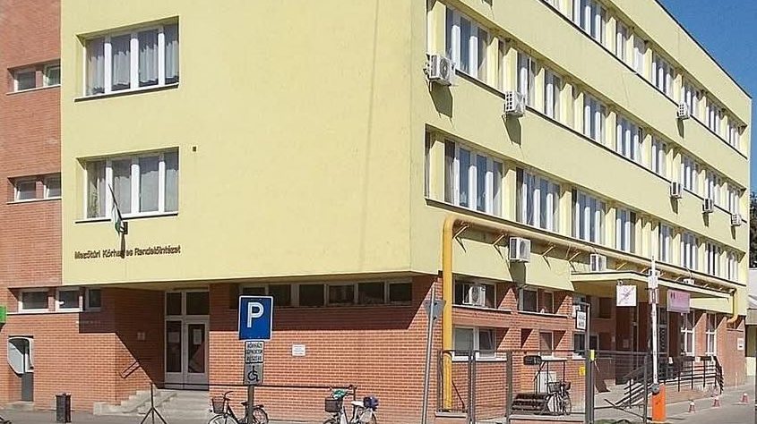Botrány a mezőtúri kórházban: hálapénz és betegveszélyeztetés miatt felfüggesztettek egy főorvost
