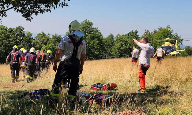 Tragédia a Pilis-tetőnél, a súlyos sérüléseket szenvedett férfiért mentőhelikopter és speciális egységek érkeztek – Fotók