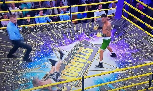 Sztárbox: egy perc alatt kiütötte Lencs Laci Csipát, a Hoolingans frontembere háromszor került a földre