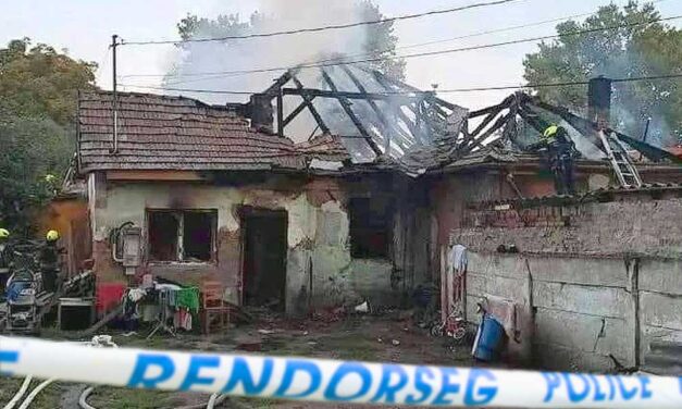 Féltékenységből rágyújtotta a házat élettársára és négy unokájára a férfi, majd megszökött a helyszínről