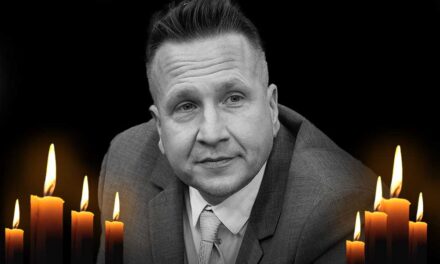 „Amikor meghallottuk a hírt, mintha megállt volna az élet” – Erdei Zsolt is gyászolja a Kenyában repülőgépbalesetben elhunyt Süllős családot