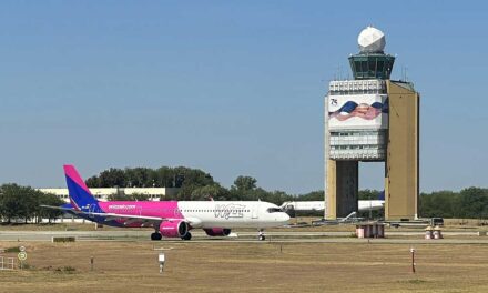 Vészhelyzet Ferihegyen: fél órán belül két mentőt kellett hívni a repülőtérre, újraélesztésre volt szükség