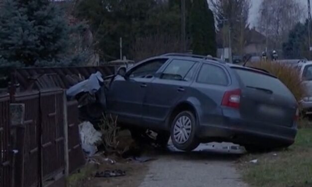 Elgázolt egy 3 éves kisfiút, majd kerítésnek csapódott egy autó Hodászon: a baleset után a rokonok balhézni kezdtek a sofőrrel