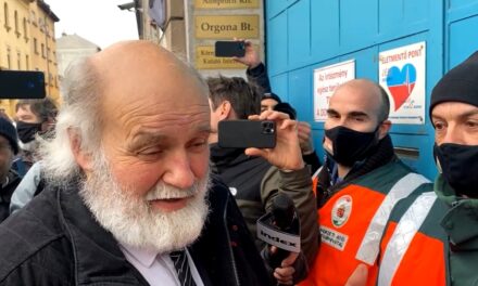 Vádat emeltek Iványi Gábor lelkész és több ismert ellenzéki politikus ellen