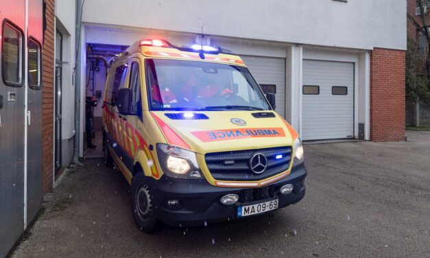 Gyászolnak a siófoki mentők: egy hónapon belül három bajtársukat veszítették el