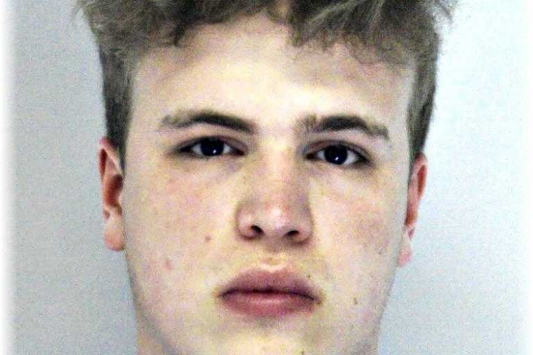 Eltűnt Dunabogdányból egy 23 éves fiú, Levente édesanyja a lakosság segítségét kéri