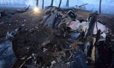 Borzalmas balesetben elhunyt Jákli Mónika, a fitneszmodell 180 km/h-val sodródhatot le az útról, darabokra tört és kigyulladt luxusmercije