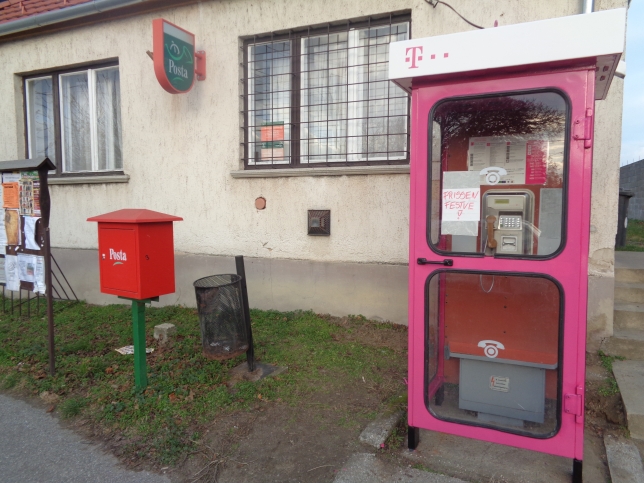 171 millió forinttal  húzta le a helyieket a győrsövényházi posta vezetője a helyieket