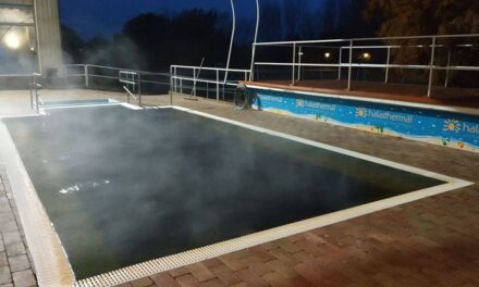 Rendkívüli haláleset a kiskunhalasi gyógyfürdőben: rosszul lett és meghalt egy 57 éves vendég