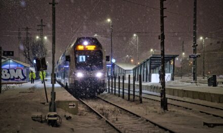 Hóhelyzet: váltóproblémákkal küzd a MÁV, késnek és kimaradnak a járatok – itt a szerdai menetrend