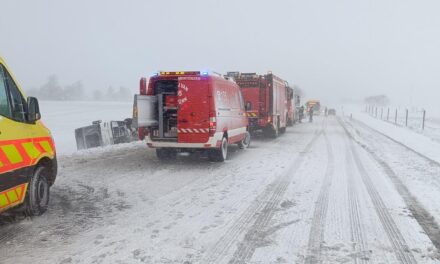 Közlekedési válság alakult ki a havazás miatt, 16 Volánbusz szenvedett balesetet: ha teheted, inkább maradj otthon