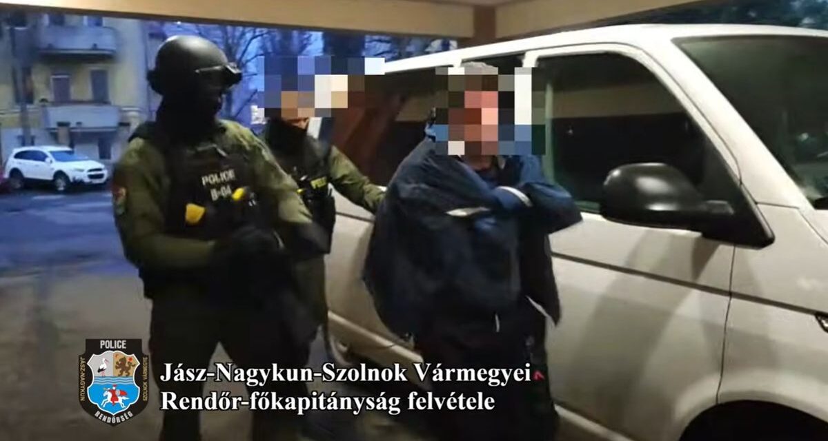 Szolnoki gyilkosság: a napokban kapott nagyösszegű nyugdíja miatt végezhettek János bácsival