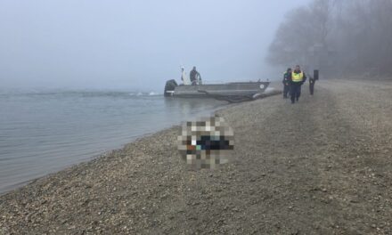 Két gyermekével együtt nagyon nehéz anyagi helyzetbe került a Tahitótfaluból eltűnt férfi felesége: Benedek ruháit a Duna-parton találták meg