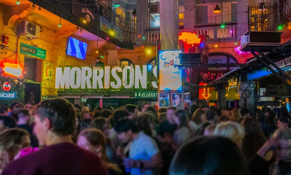 „Senkinek nincs joga elvenni más életét, pláne nem így” – megszólalt a budapesti szórakozóhelyen halálra vert férfi édesanyja