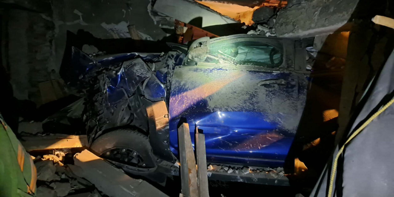 „Kérdeztem Zolikát, hogy jól van-e, ki tud-e mászni az ablakon” – a 14 éves fiát mentette az apa, akinek családi házába csapódott egy terepjáró