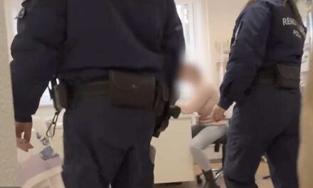 Átverhette az oltásellenes szülőket a dunavársányi  doktornő, Novák Hunor gyermekorvos szerint a kicsik megkapták a vakcinákat