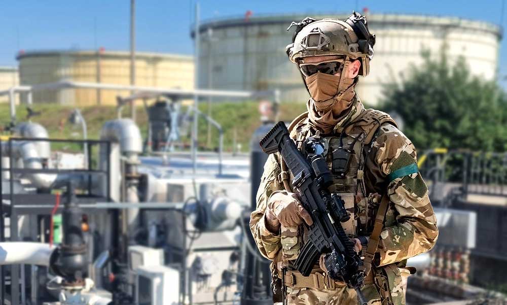 A kampánnyal együtt véget ért az ukránveszély: visszavonja Orbán Viktor a fegyveres katonákat Paksról és Százhalombattáról