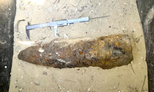 Csőtörés közben, bombát találtak Budapest egyik legforgalmasabb útján