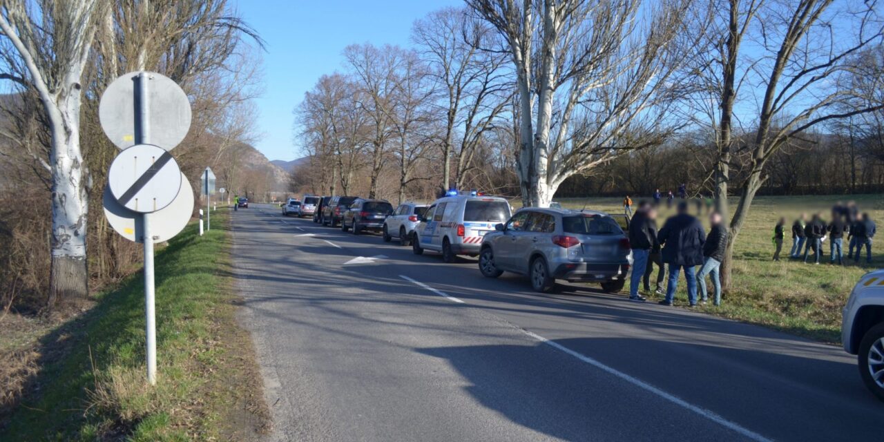Ellopták a Barátság-kőolajvezeték rézkábaleit, a TEK kommandósai csaptak le a bűnözőkre – videó a cikkben