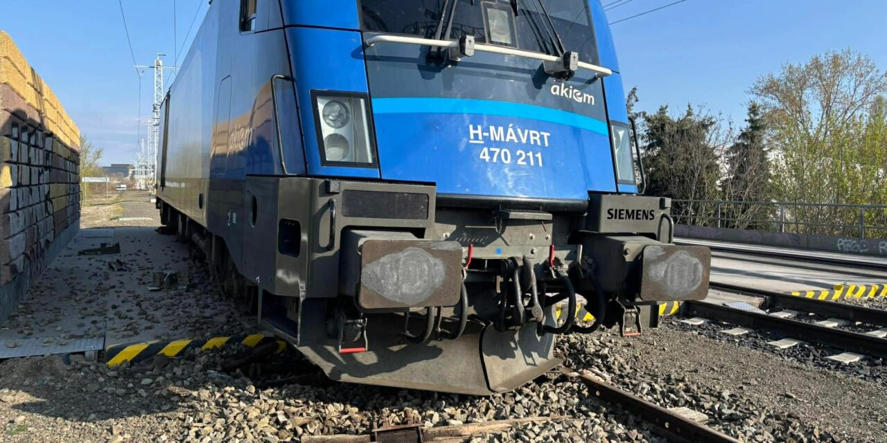 MÁV: kisiklott egy mozdony Budapesten, a soroksári állomáson