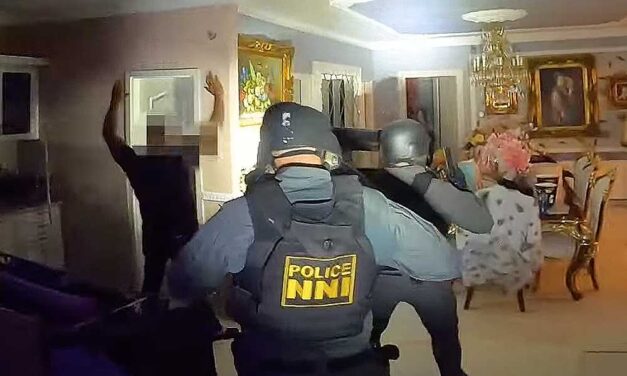 Lecsaptak a rettegett enyingi maffiára: drogot, luxusautókat és ékszereket foglaltak le a kemény akcióban – VIDEÓ