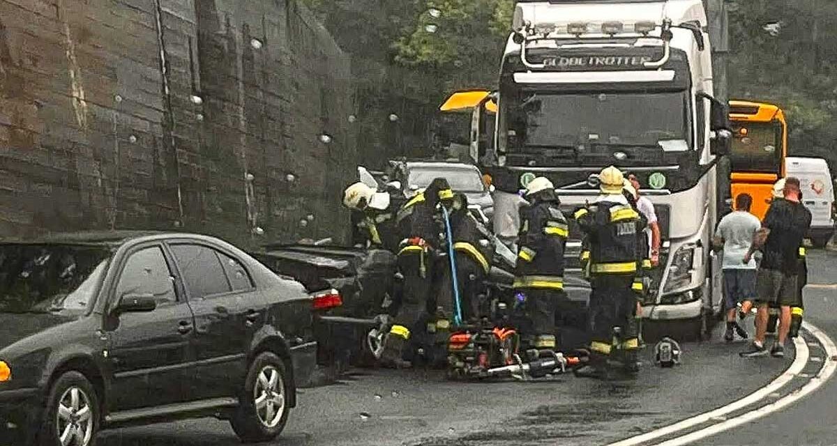 „Nem tudom, hogyan lehet ezt a fájdalmat túlélni” – szívszorító szavakkal búcsúzik édesanyja a 2-es főúton történt balesetben elhunyt 15 éves Bendegúztól