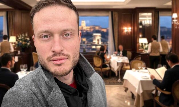 Órákon keresztül evett egy budai étterembe a DK volt politikusa, majd a fizetés előtt elfutott: őrizetbe vették a rendőrök